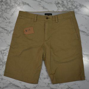 Men's Banana Republic short chinos